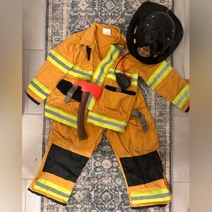 5-6 yo Firefighter Halloween costume